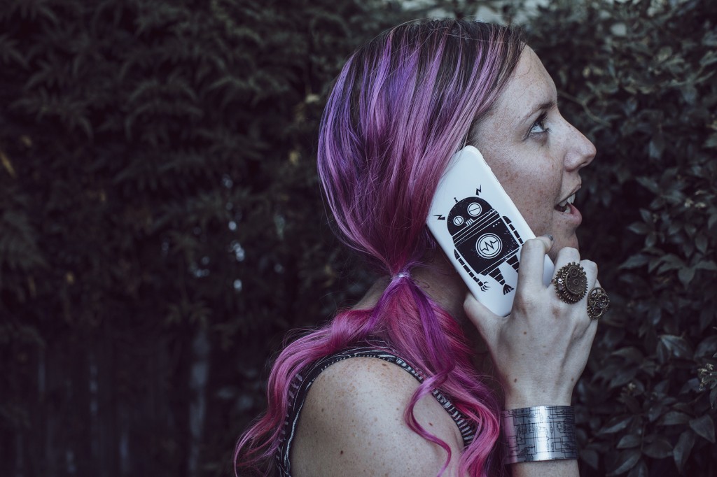 151009_phone_case_robot_0204(PS)